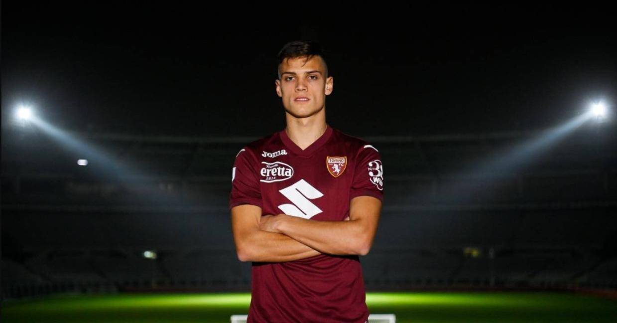 曼城双喜临门！哈兰德复出在即，金球先生回归训练场！